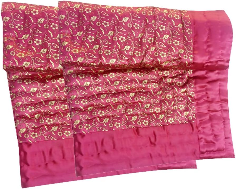 Aastha Polyester & Polyester Blend 300 TC Quilt (Queen_Maroon)