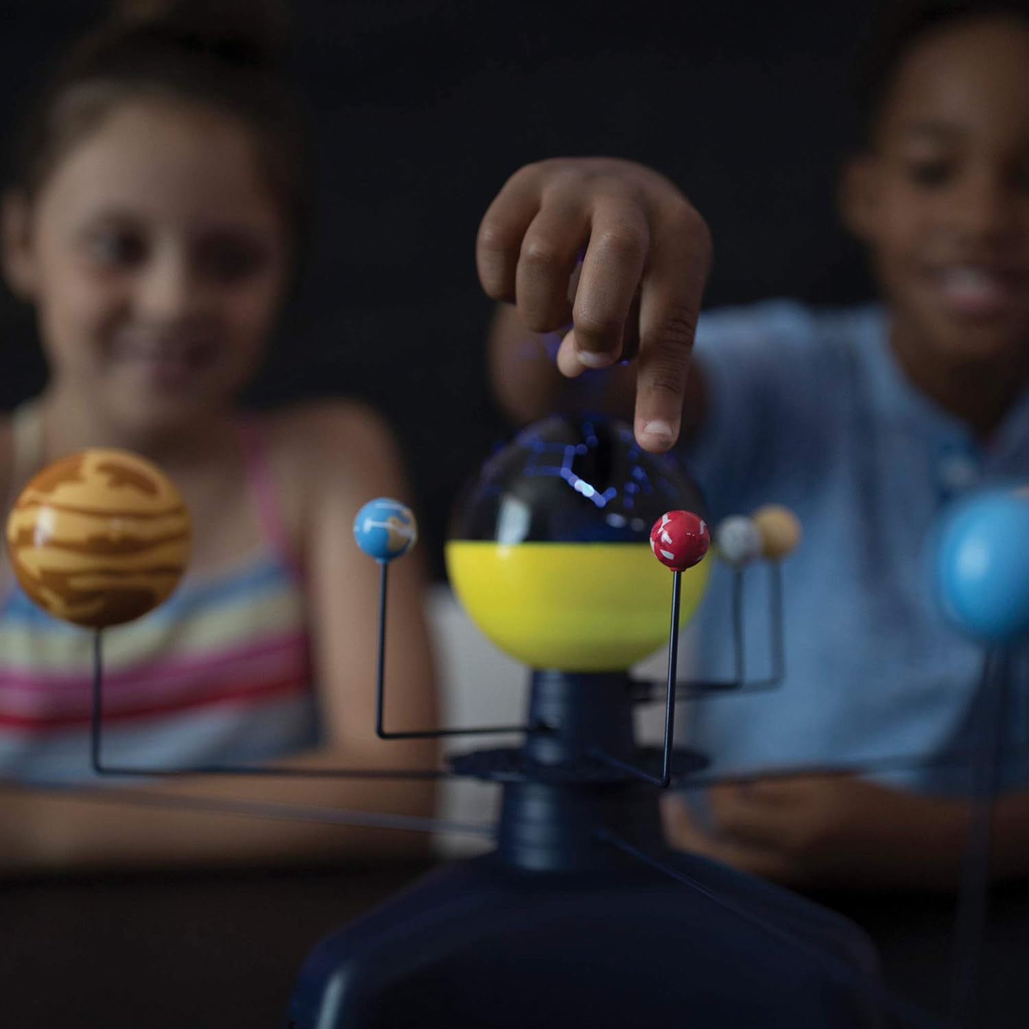 educational insights motorized solar system