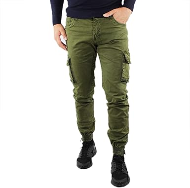 pantaloni neri con tasche laterali