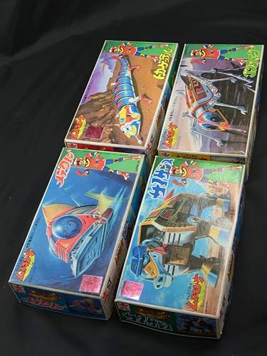 Amazon Co Jp とんでも戦士ムテキング プラモデル 全4種 サイザンス コンチューター メデタイン トカゲッテル バンダイ タツノコプロ ホビー 通販