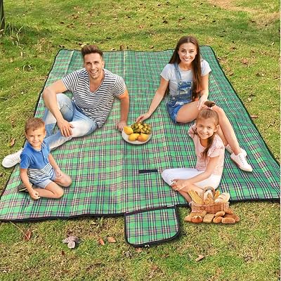 Armo Extra Large Tartan Picnic Blanket 200cm x 200cm Green with Carry Handle