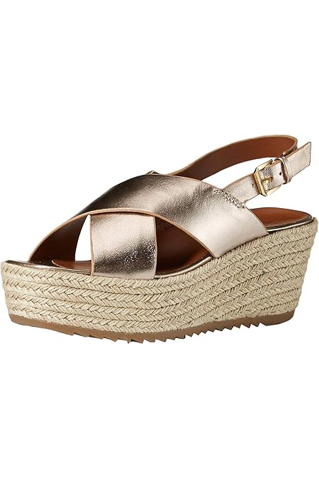 naturalizer baya platform sandal