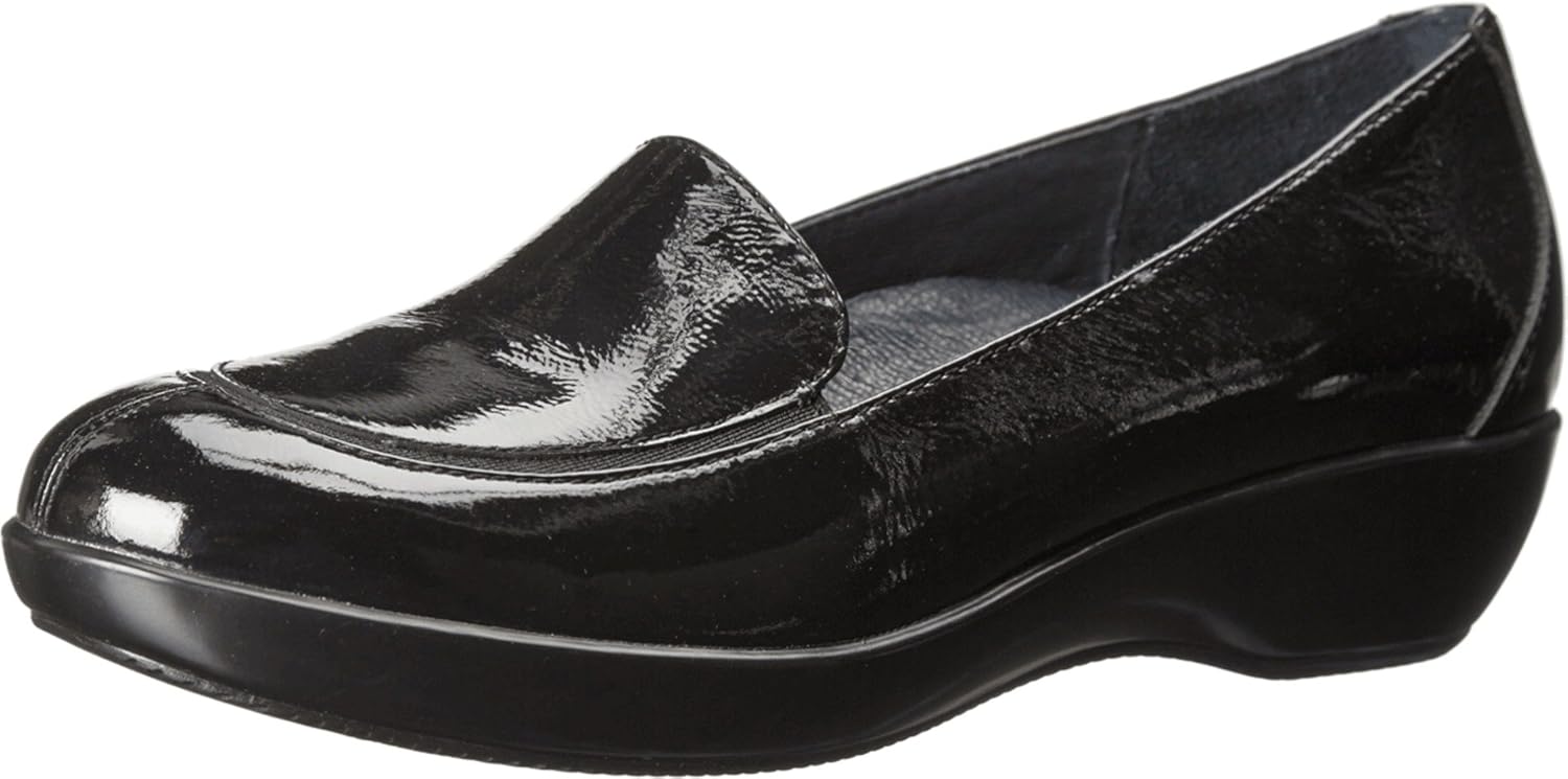 Dansko Women�s Debra SlipOn Loafer, Black
