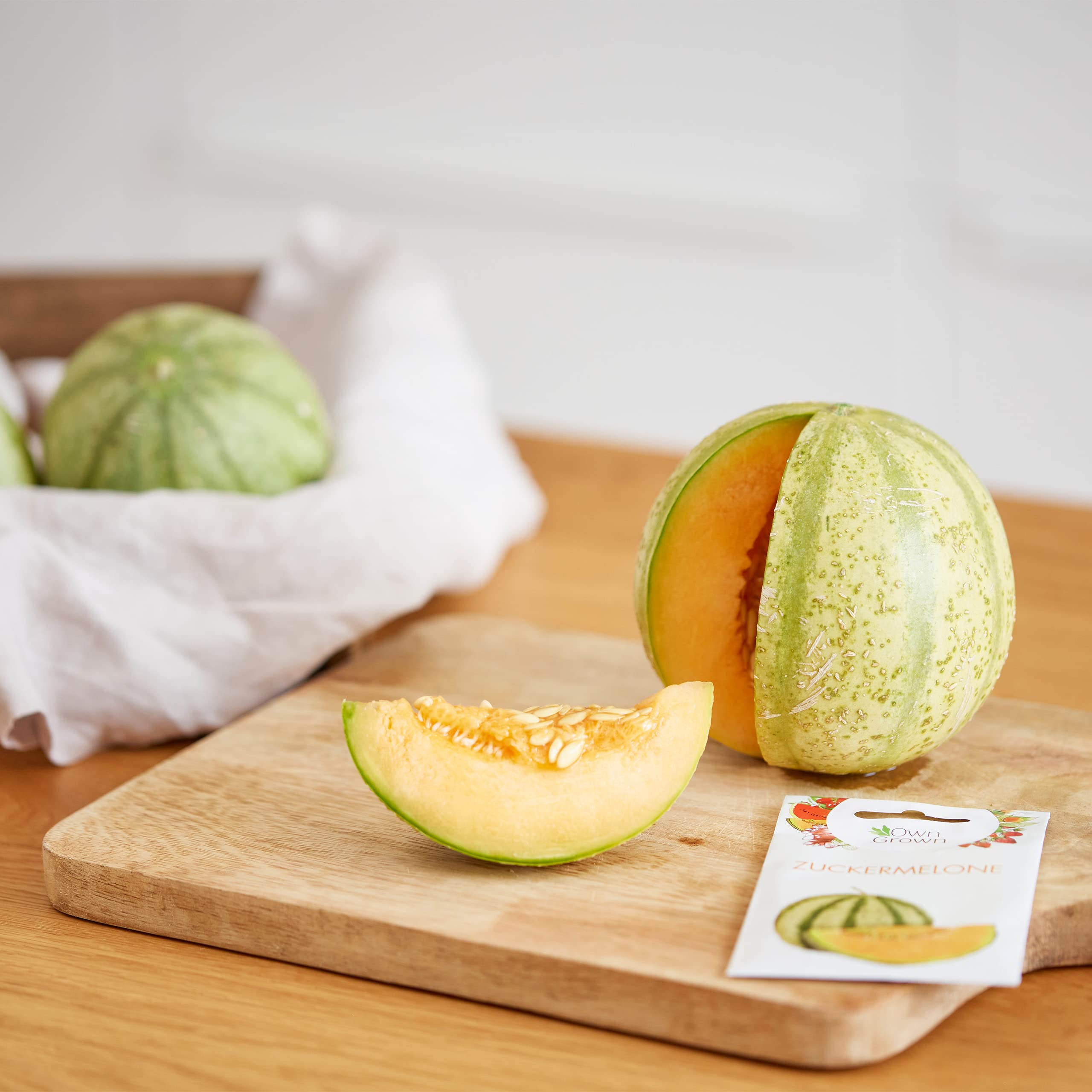 Obst Samen Set: Premium Garten Obst Saatgut mit 8 Sorten Obst Pflanzen für Garten und Balkon – Wassermelone Samen, Erdbeeren Samen, Andenbeere, Rhabarber uvm. – Obstsamen Geschenk Set von OwnGrown 4