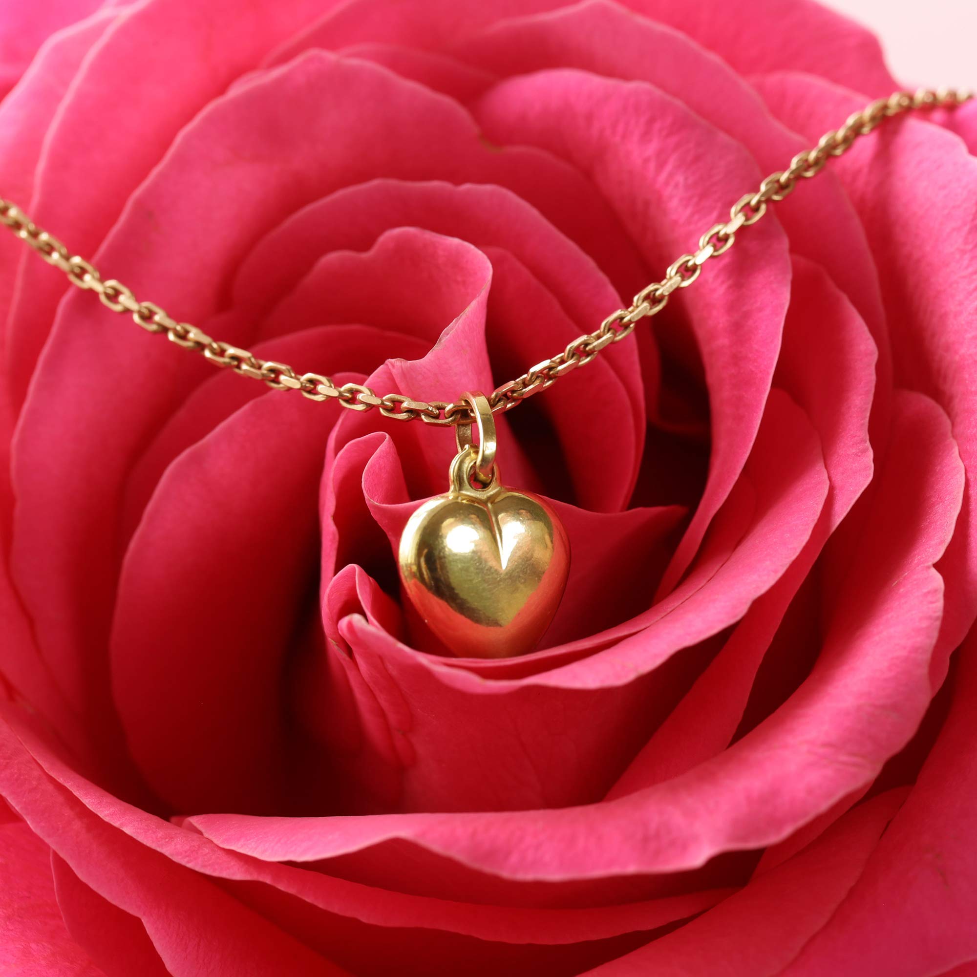 TecUnite 33 Feet 1.5mm Gold Plated Link Chain Necklace with 30 Jump Rings 20 Lobster Clasps for Men Women Jewelry Chain DIY Making