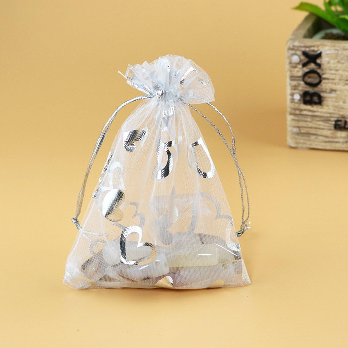 100pcs Organza Wedding Party Gift Bags Heart Pattern Sheer Drawstring Pouches Jewelry Gift Bags Christmas Party Gift Favor Bags (white - Image 3