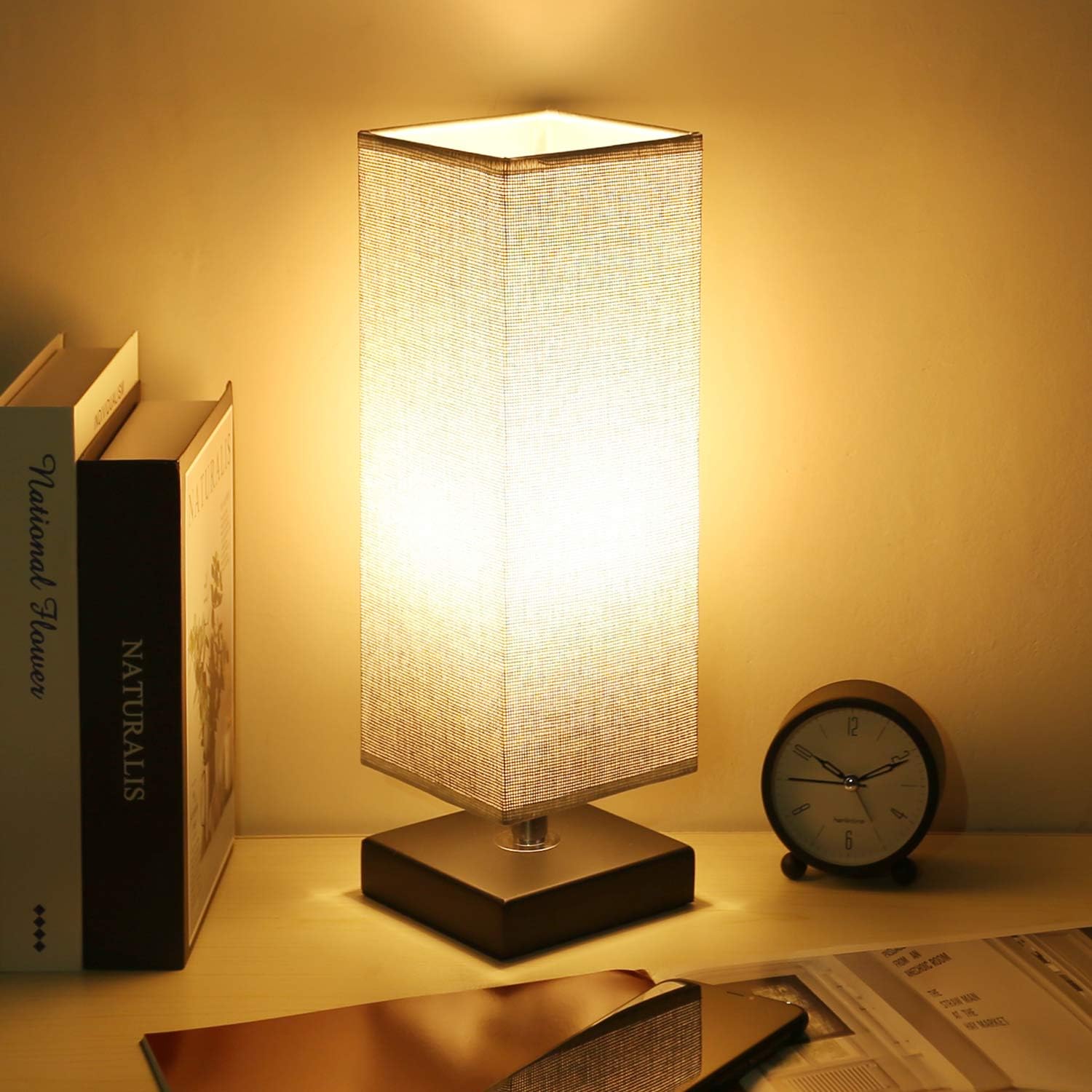 Lampada Da Comodino In Metallo E Tessuto, Portalampada E27 - Per Camera Da Letto E Soggiorno, Design Elegante, 25x47 Cm