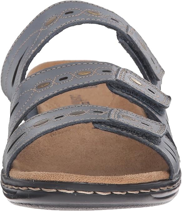 clarks leisa broach sandals