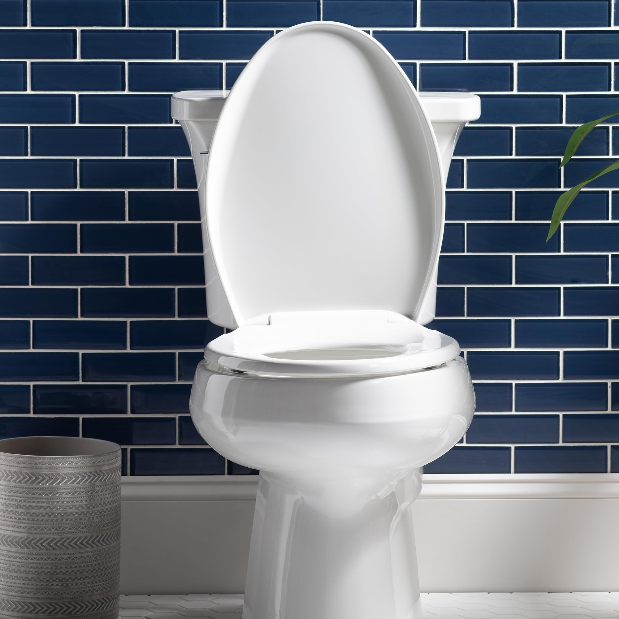 BEMIS 200E4 000 Affinity Toilet Seat will Slow Close, Never Loosen and Provide the Perfect Fit, ROUND, Plastic, White