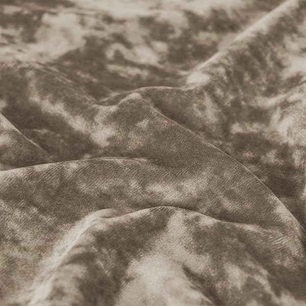 PHF TRULY VELVET FITTED SHEET ONLY KING SIZE, LUXURY SUPER SOFT COZY FUZZY FLEECE BOTTOM SHEET, DEEP POCKET UP TO 16″,STRENGHTH ELASTIC BAND,SUITABLE FOR FALL WINTER SPRING, NO PILLOWCASES, KHAKI
