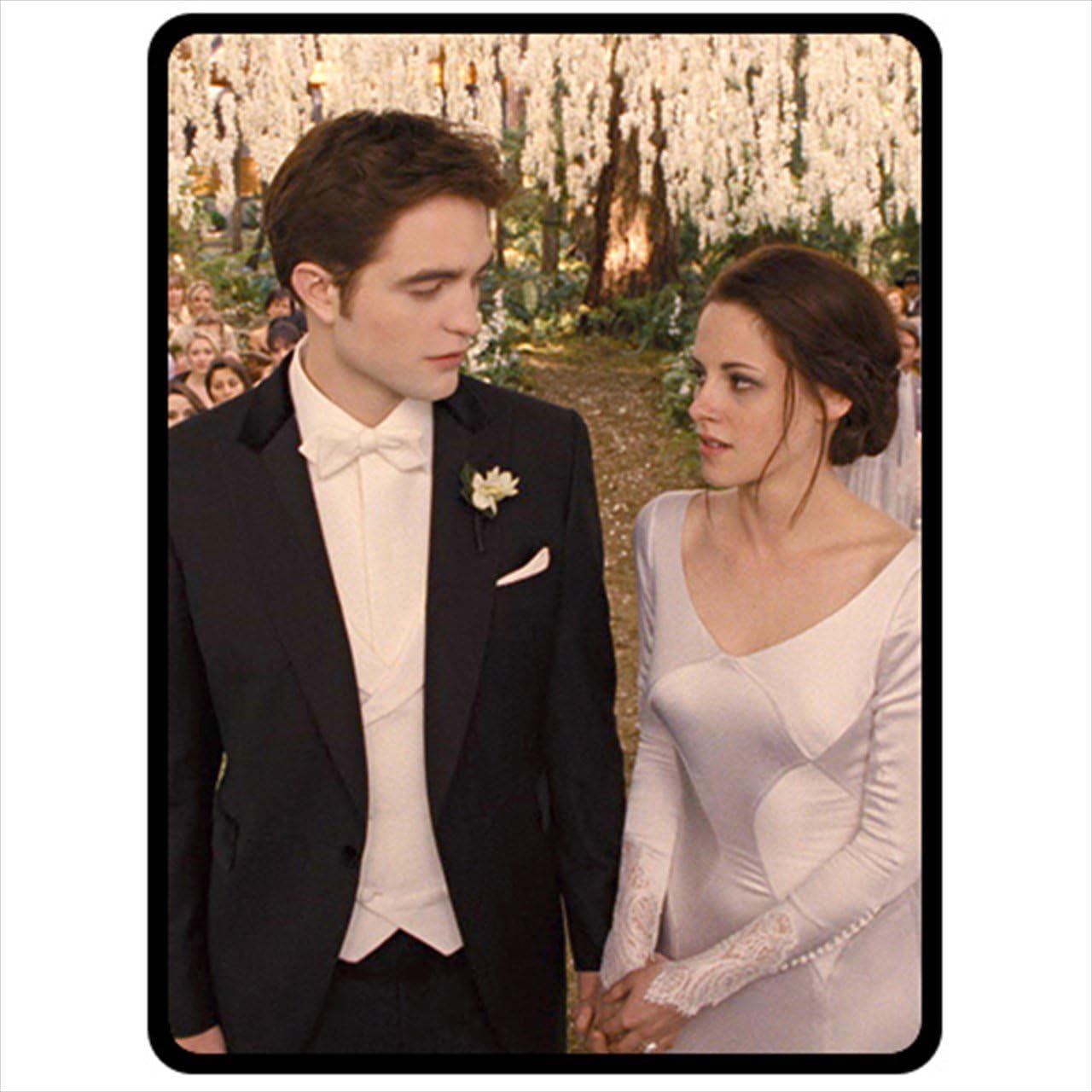 Vestido De Novia De Bella Fleece Blanket (Large)