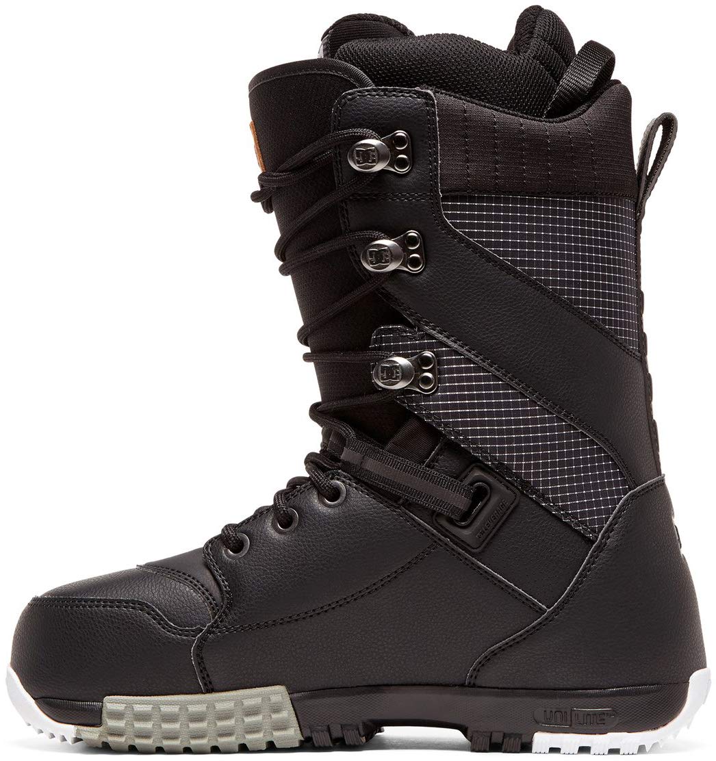 dc mutiny snowboard boots
