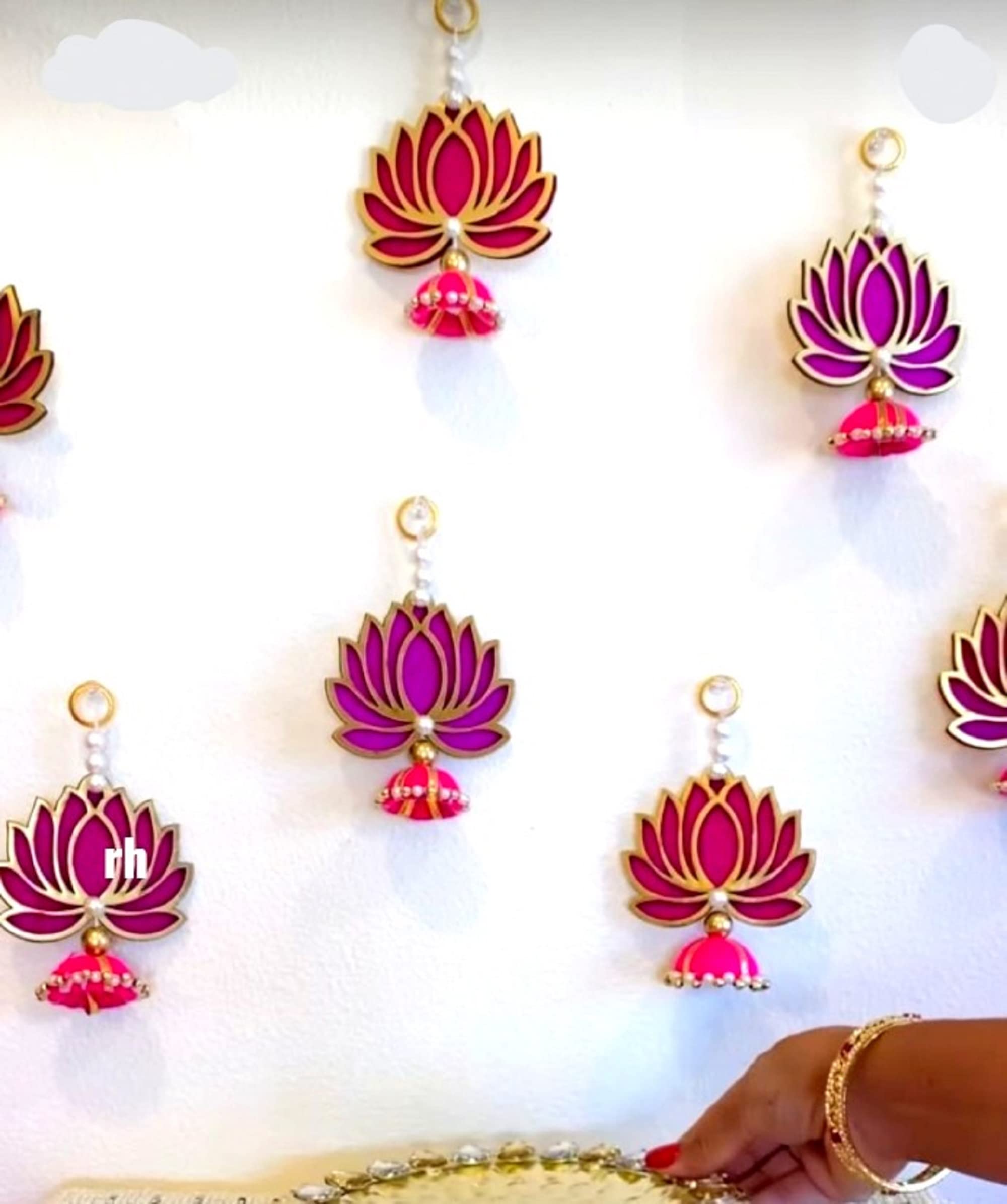 Estationeryhouse Rani Pink lotus/Varamahalakshmi/Lakshmi decor/Gruhapravesham decor/Seemantham decor/Lakshmi pooja/Ugadi/Sankranthi/Indian backdrop 10 pc Active