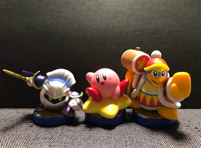 Amazon Co Jp 美品 Amiibo カービィ メタナイト デデデ大王 セット