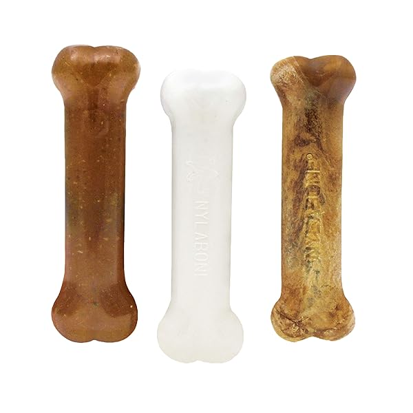 NYLABONE NEW PUPPY STARTER KIT, 2 CHEW TOYS AND 1 NATURAL TREAT FOR PUPPIES, PUPPY TEETHING TOY, BACON & CHICKEN FLAVOR, SMALL DOGS – UP TO 25 LBS., 3 PACK