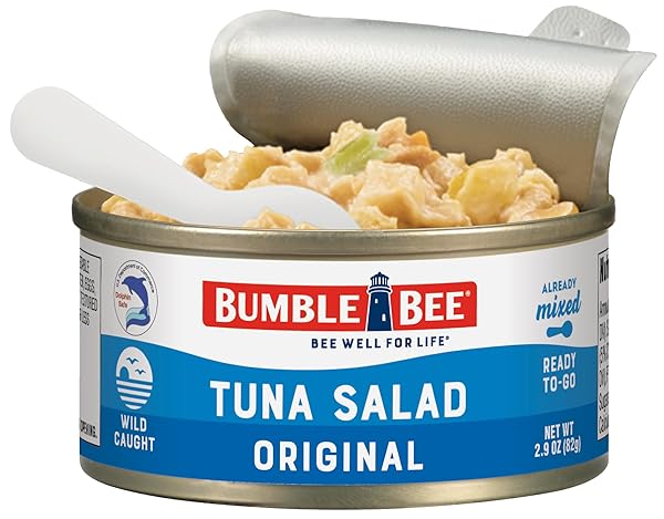 BUMBLE BEE LUNCH ON THE RUN TUNA SALAD WITH CRACKERS KIT, 8.2 OZ – READY TO EAT, INCLUDES CRACKERS, COOKIE & PEACHES – WILD CAUGHT TUNA – SHELF STABLE & CONVENIENT SOURCE OF PROTEIN, EASY OPEN CAN
