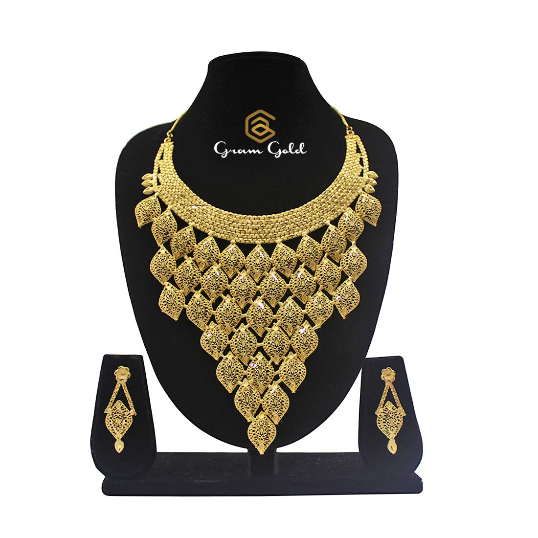 Buy Gold Necklace at Amazon.in