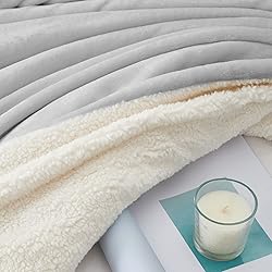 Walensee Sherpa Fleece Blanket