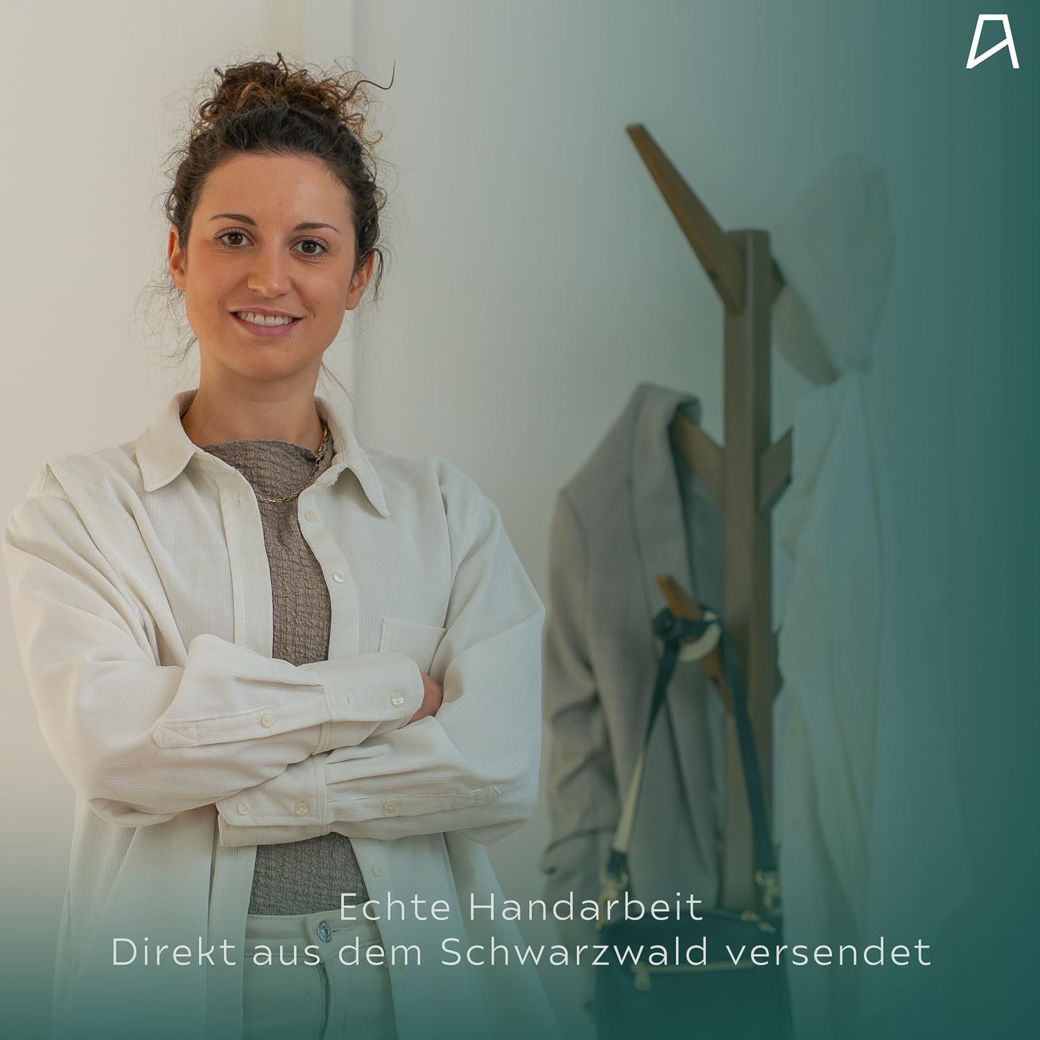 Staboos Massiver Garderobenständer Holz - Buchenholz Baum Garderobe mit Werkzeug - Jackenständer als Äste Garderobe - Standgarderobe (Nussbaum) 7