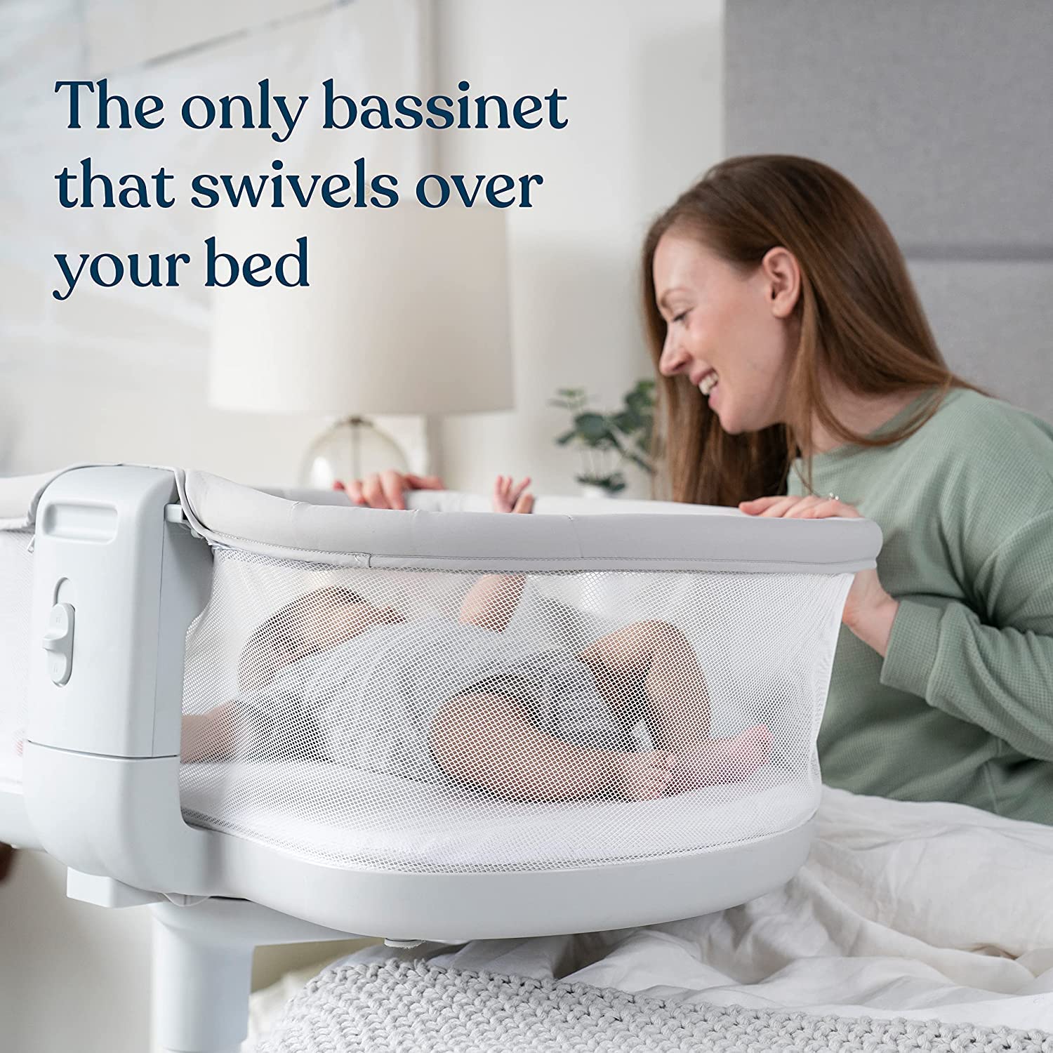 HALO BassiNest Swivel Sleeper 3.0 – Over-Bed Baby Bassinet with 360 Rotation, Adjustable Height, Breathable Mesh, Safe Close Sleeping, Lowering Wall for Easy Access, Feeding & C-Section Recovery