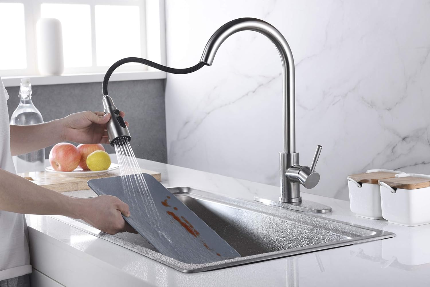 Keonjinn Stainless Steel Kitchen Faucets, High Arc Single Handle Pull Out Brushed Nickel Kitchen Faucet, Single Level with Pull Down Sprayer - - 