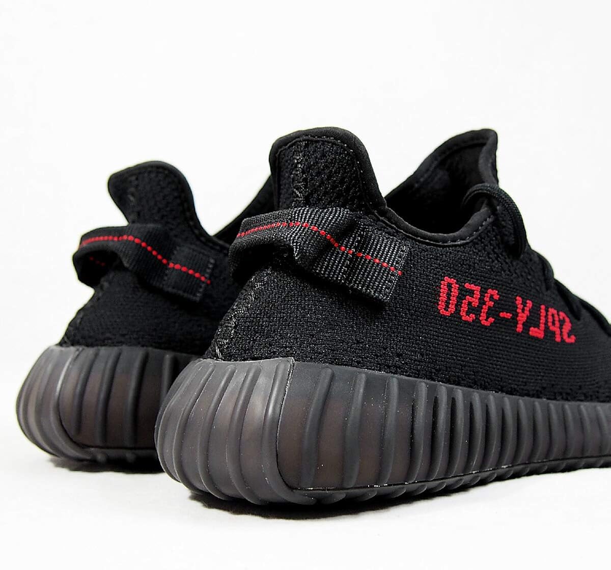 adidas yeezy boost v2 bred