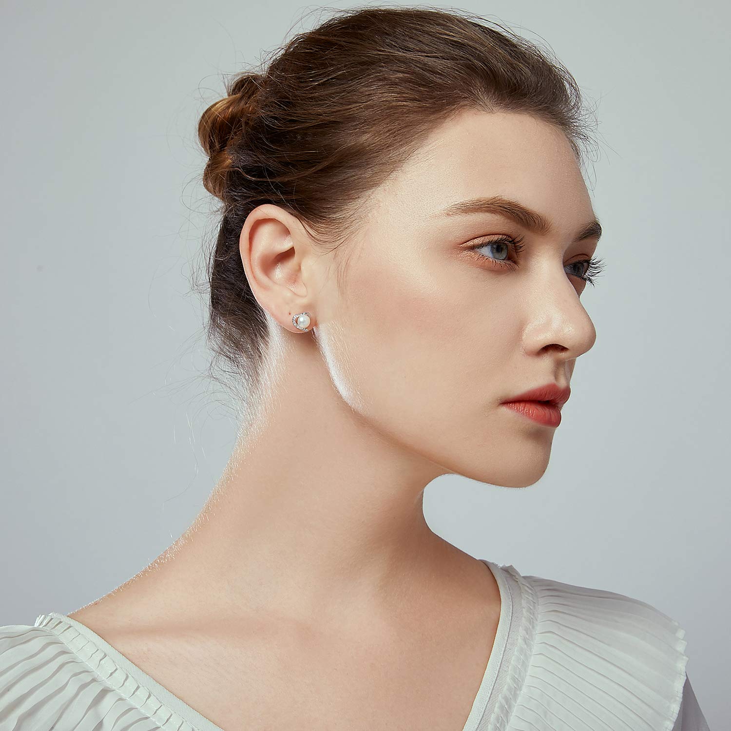 Damen Herz Zirkonia Ohrringe 6mm Süßwasser Taste weiß Perlenohrringe 925 Silber Ohrstecker mit Geschenkbox