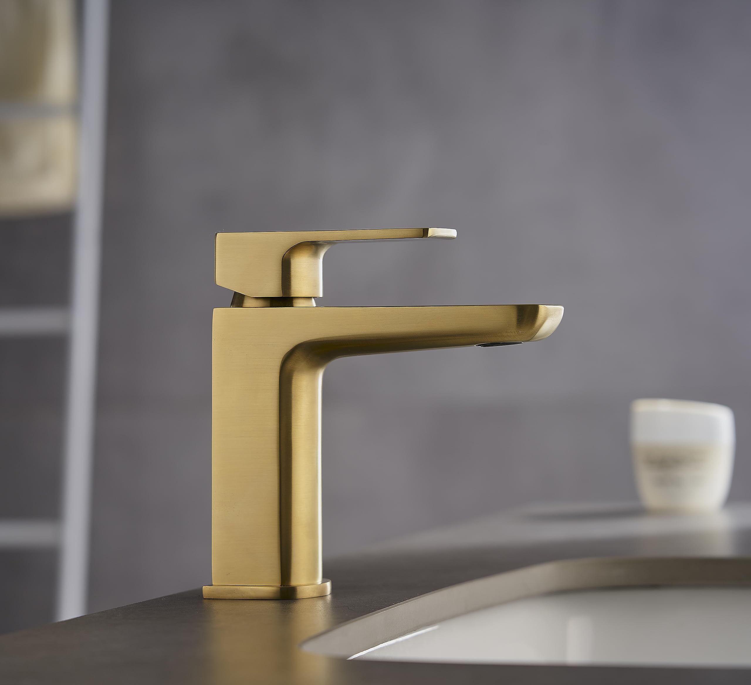 KINGBATH™ Single Lever Mini Mono Basin Mixer Tap with Click Clack Sprung Waste Bathroom Sink Hot and Cold Faucet Solid Brass Modern Brushed Brass Gold Easy to Fit/Install