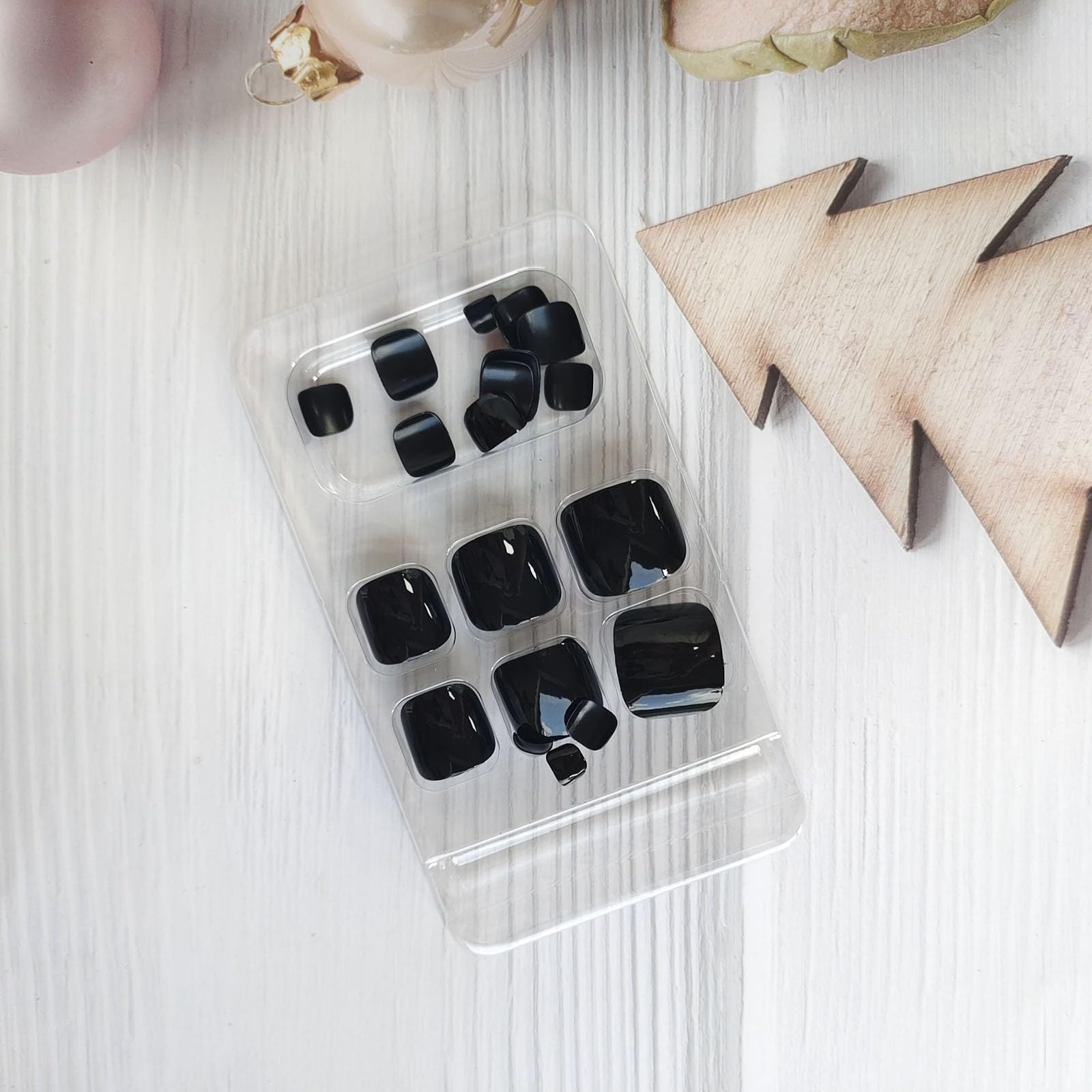 Black Press on Toenails 24pcs Glossy Solid Color Fake Toenails Minimalist Bright Black Toe Nails Summer Fresh Natural Short Acrylic Toenails Glue on Toenails for Women Girls - Image 6