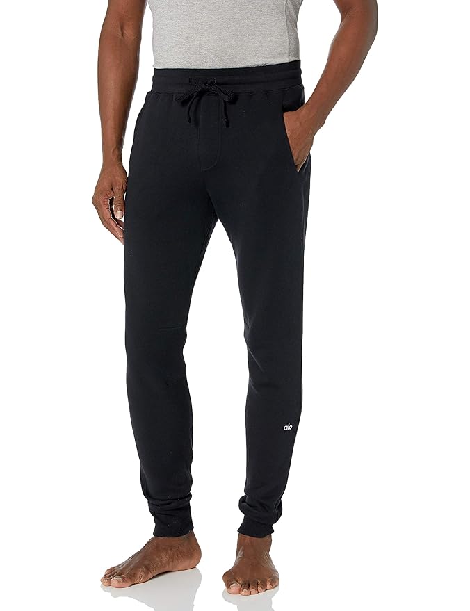 Buy Alo Yoga Men's Base Sweatpant at Amazon.in