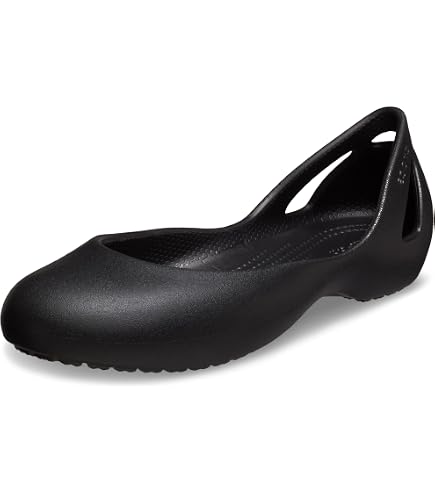 Amazon.com: Crocs 209384-160-W7 Brooklyn Flat Stucco Stucco