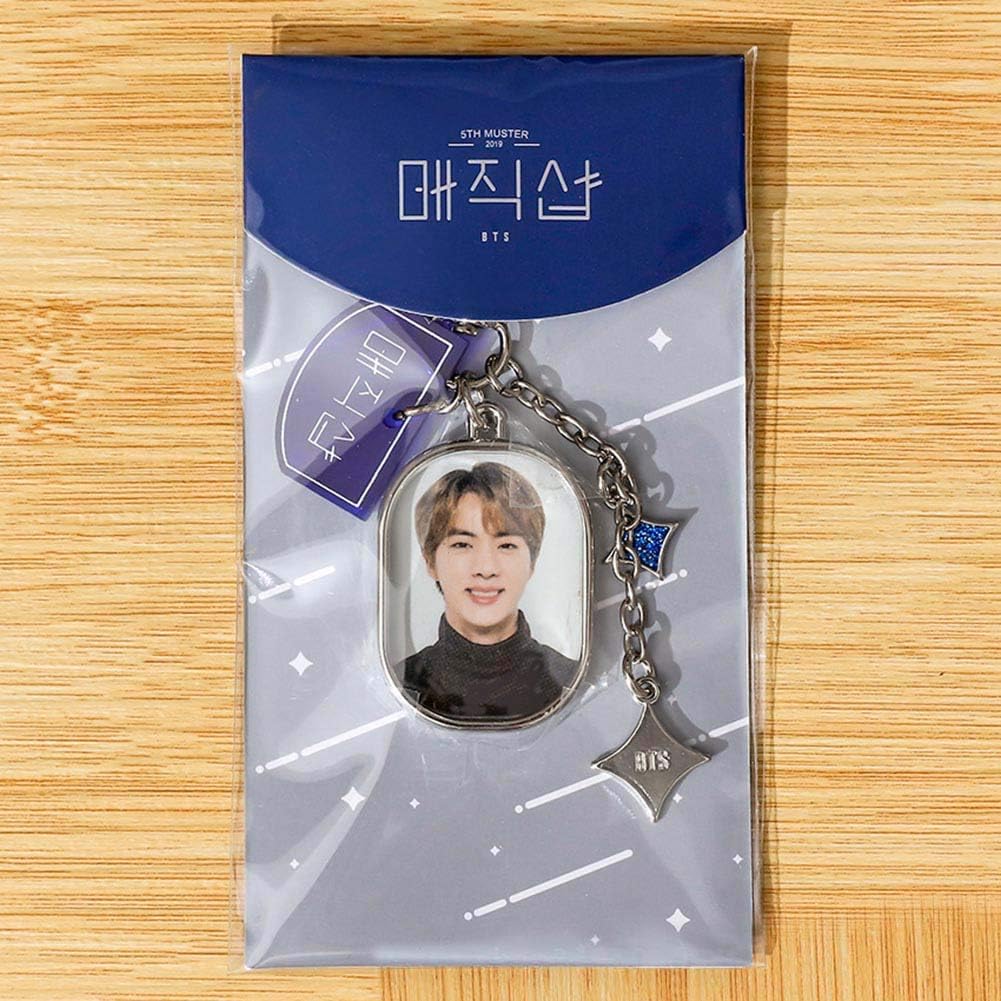 yuhiugre Key Chain BTS Keyring with Single Member’s Photo Pendant Decorative Keychain with Korean Name(05)