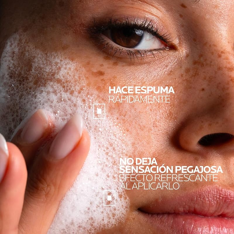 LRP Effaclar Gel de Limpeza Supramolecular de Sebo e Poros para peles oleosas e propensas a poros visíveis. Com tecnologia molecular avançada, que combina ácido salicílico e niacinamida.