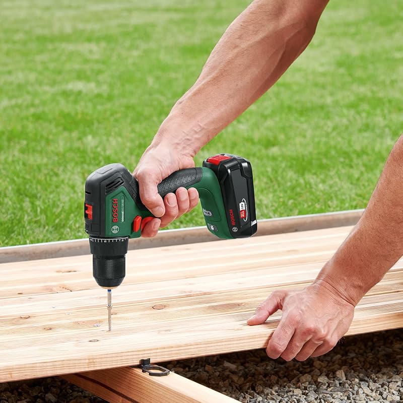Home and Garden 06039D4002 Bosch Trapano a Batteria UniversalDrill (2 Batterie, In Valigetta), Verde-Nero, 38.1 x 28.9 x 10 cm, sistema da 18 Volt
