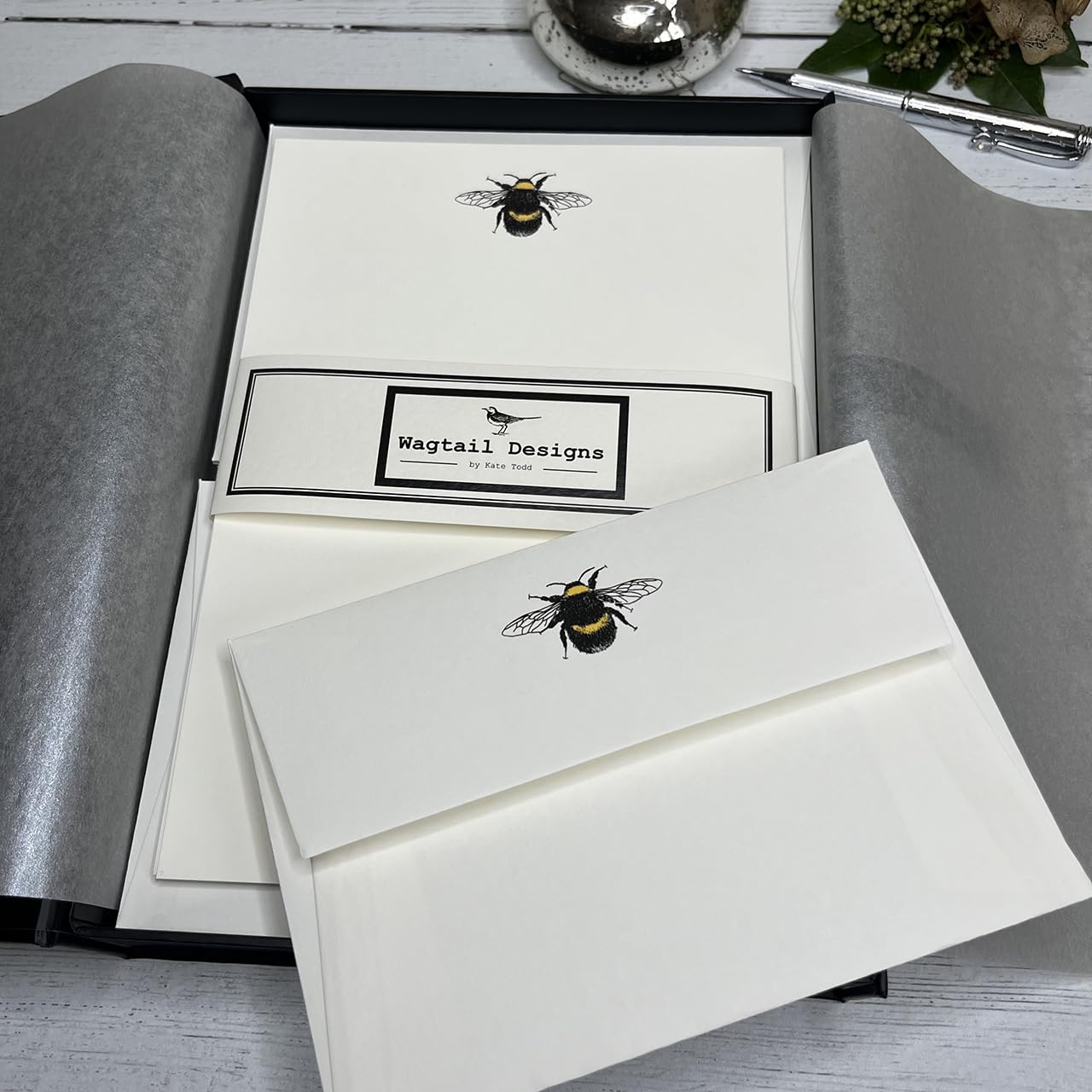Wagtail Designs Writing Paper Gift Set with a Bumble Bee Illustration in a Lovely Black Box with Ribbon (36)
