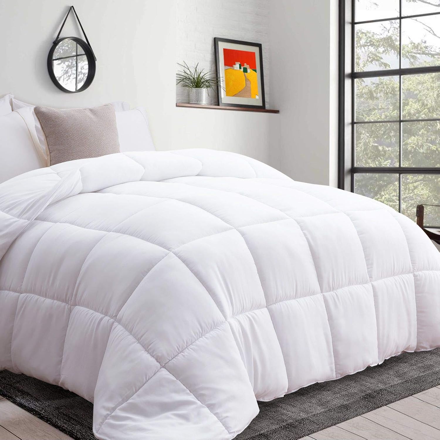 CHOPINMOON All Season Super King Size Down Alternative Comforter, Soft Quilted Duvet