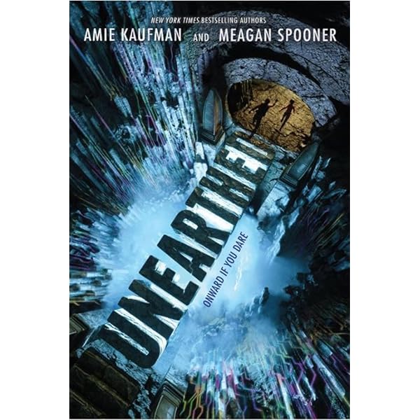 Amazon.com: Undying (Unearthed, 2): 9781484755563: Kaufman, Amie 