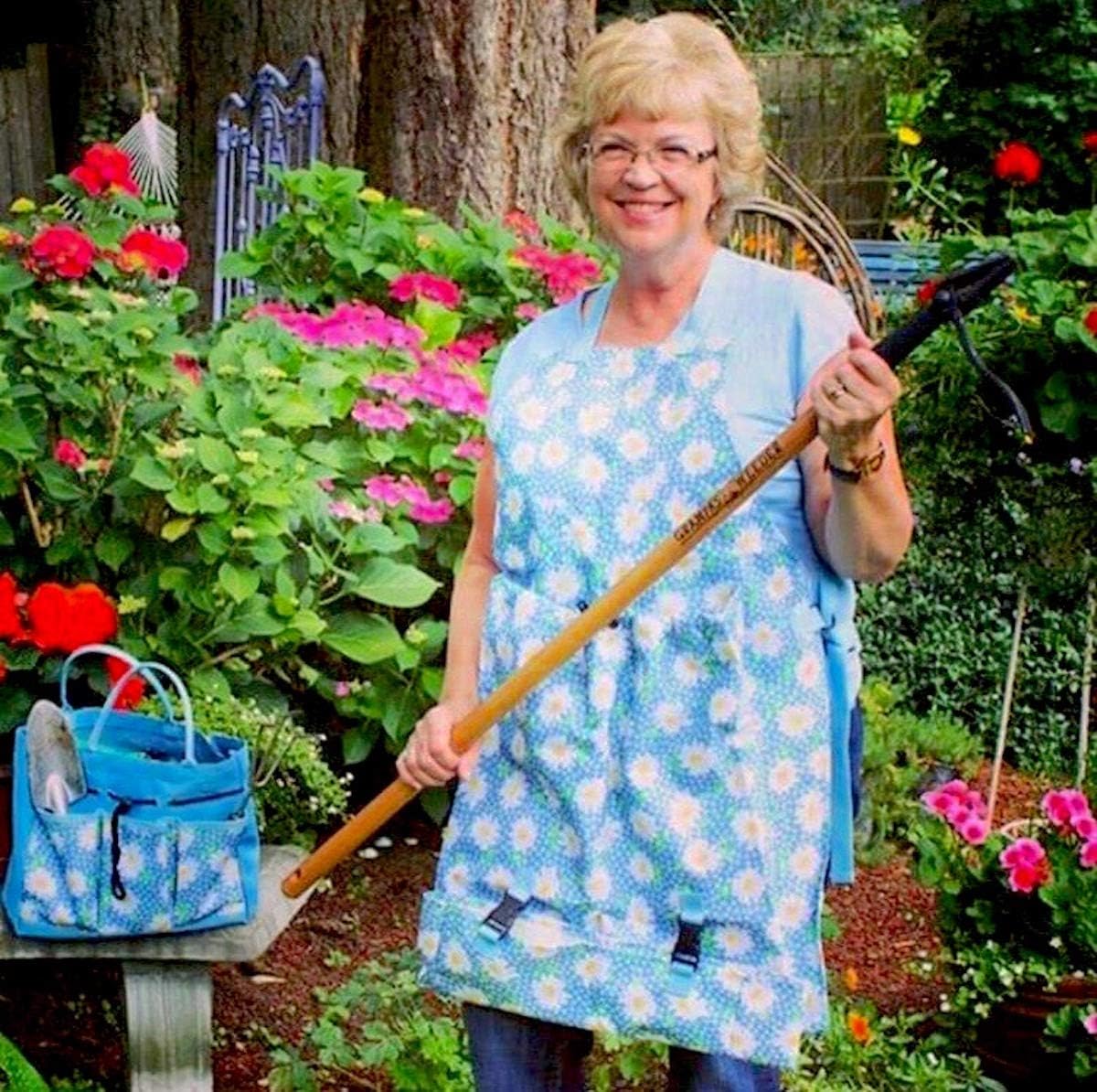 Grampa's Weeder - The Original Stand Up Weed Puller Tool with Long Handle - Made with Real Bamboo & 4-Claw Steel Head Design - Easily Remove Weeds While Saving Your Knees & Back : Hand Weeders : Garden & Outdoor