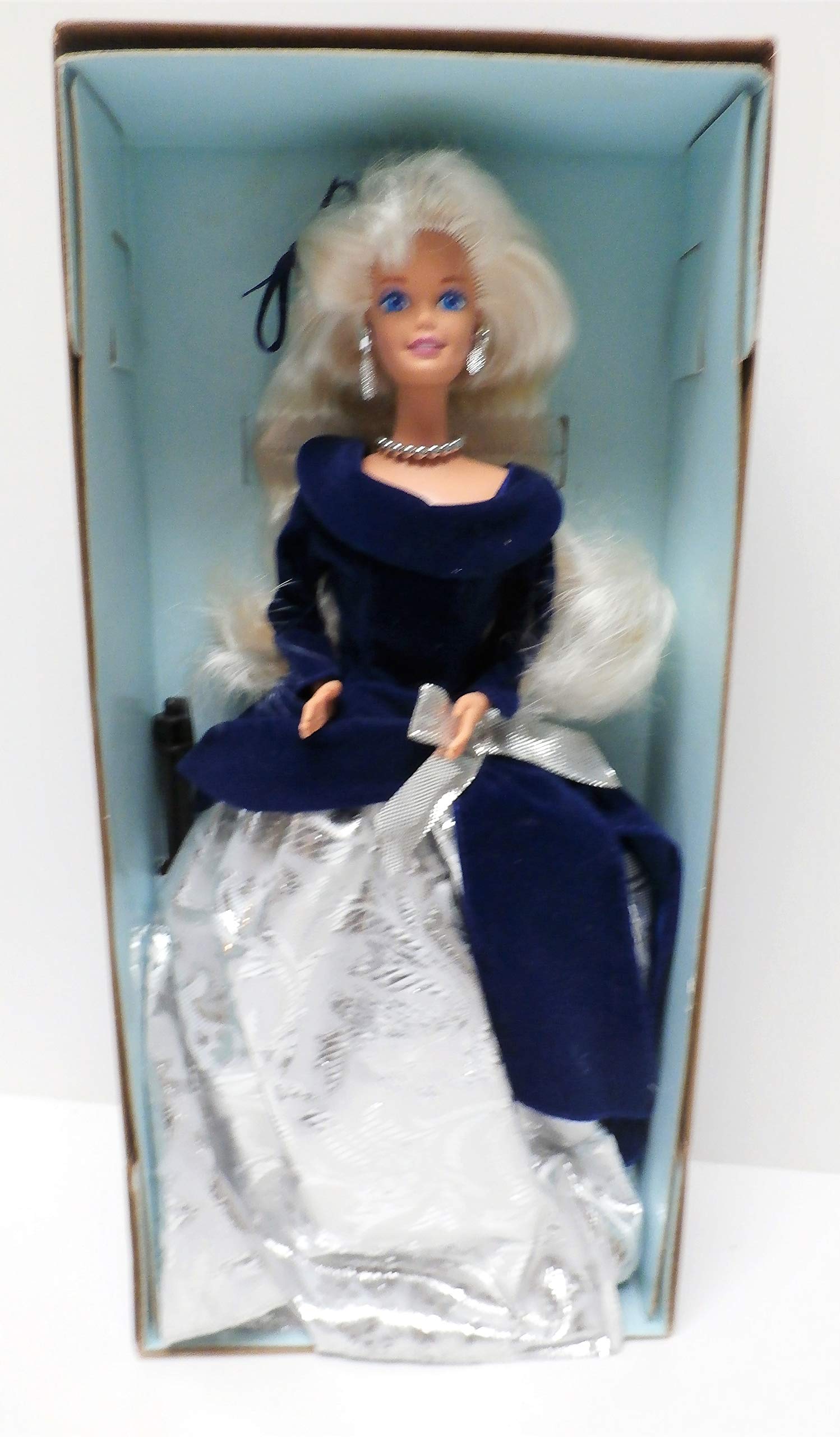 Barbie - An Avon Exclusive Special Edition Winter Velvet - Made by Mattel in 1995