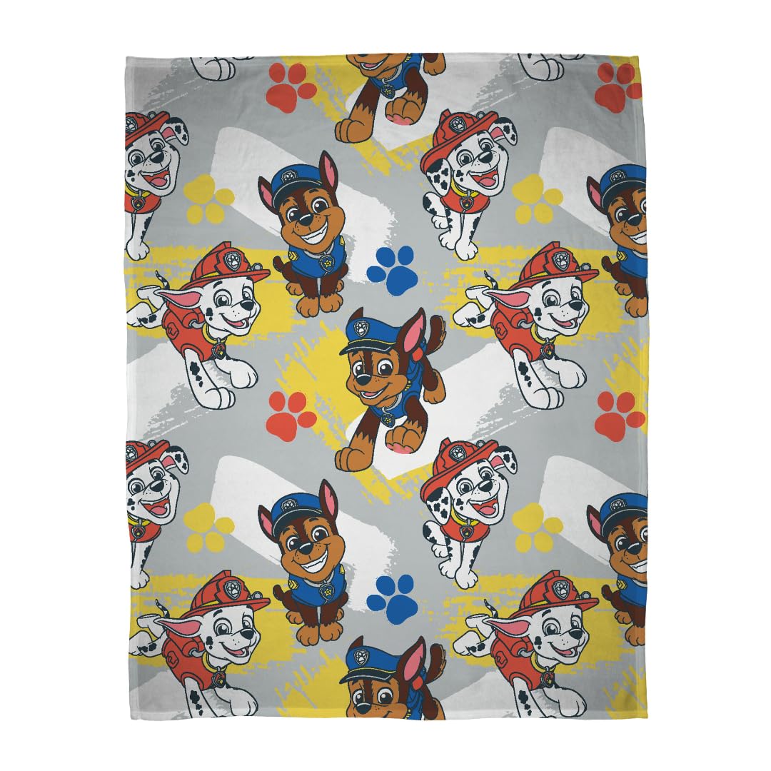 PAW PATROL Fleece Blanket | Super Soft Warm Splodge Design Throw with Marshall and Skye, | Perfect For The Home, Bedroom, Camping & Sleepovers