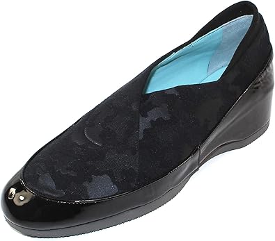 asics sneakers for ladies