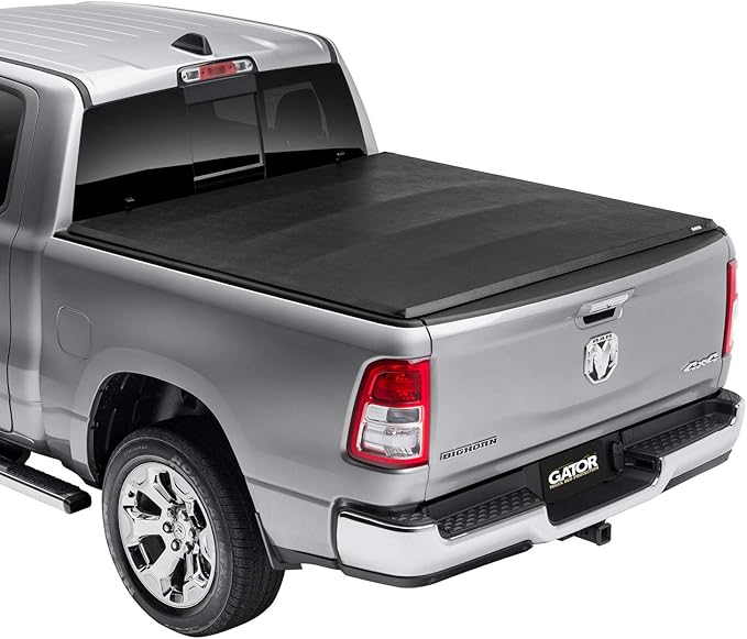 Amazon Com Gator Etx Soft Tri Fold 5 7 Truck Bed Tonneau Cover 59201 Fits 2009 2018 2019 2020 Classic Dodge Ram 1500 3500 Made In The Usa Automotive