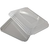 Nordic Ware Natural Aluminum Commercial Baker's Quarter Sheet with Lid
