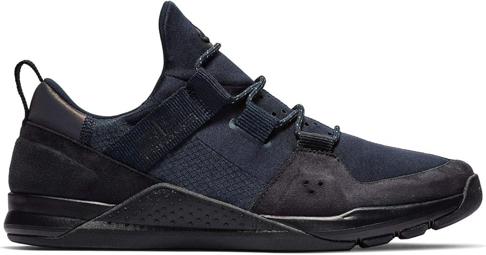 nike tech trainer amp