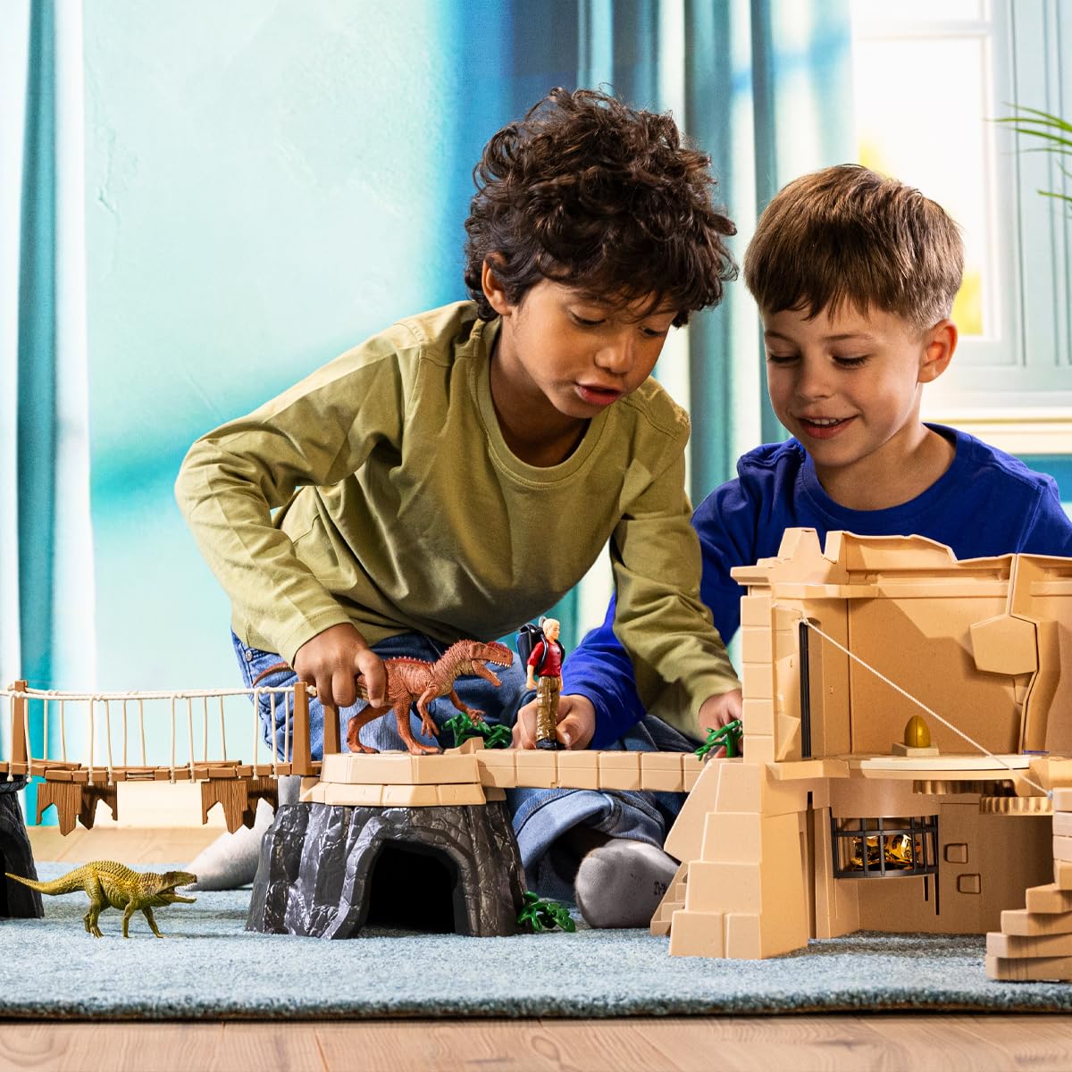 Schleich Dinosaurs 42656 | Dino Tempel-Eroberung Mega-Set | mit Flynn, 2 Dinos und einem Schatz | tolles Geschenk für Mädchen und Jungen | Spielzeug ab 5 Jahren | Dinosaurier Set aus 169 Teilen 2