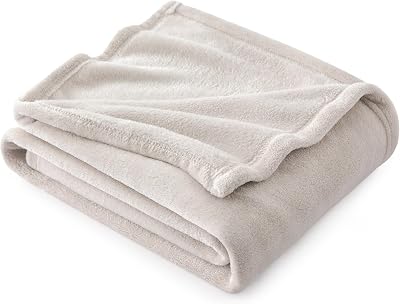 Bedsure Fleece Throw Blanket 130x150cm Beige Soft Cozy 100% Microfiber