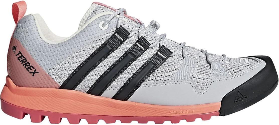 adidas outdoor terrex solo