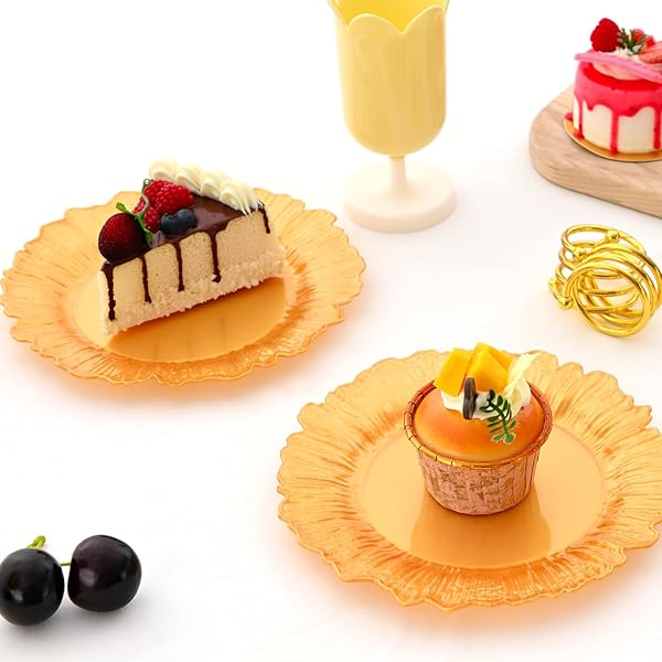 NOEMIE 60PCS FLORAL GOLD PLASTIC PLATES, PREMIUM GOLD DISPOSABLE PLATE FOR PARTY & WEDDING – HEAVY DUTY PARTY PLATE FOR 30 GUESTS (30 DINNER & 30 DESSERT PLATES)