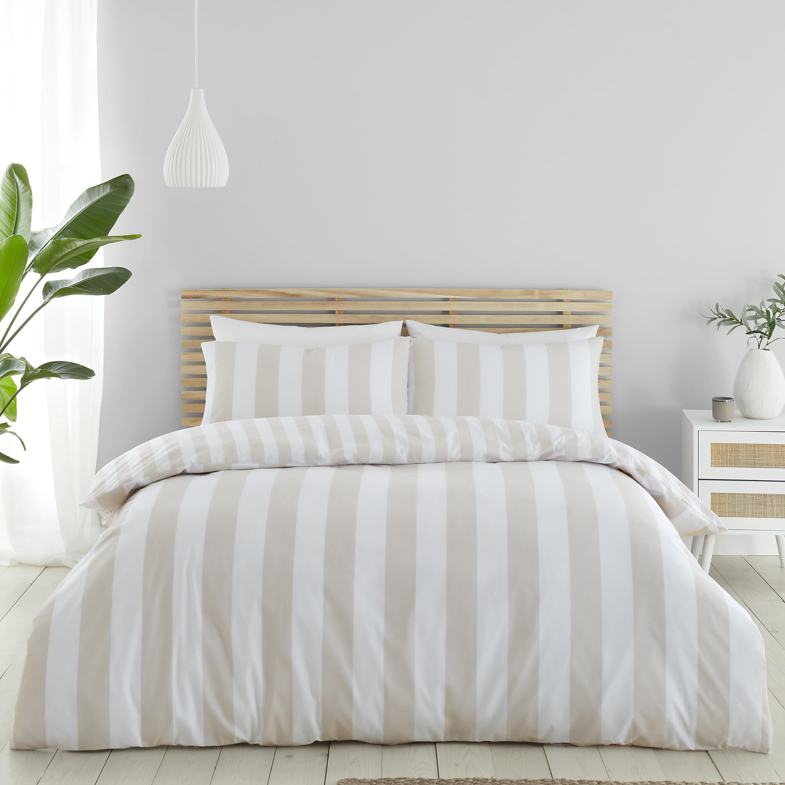 Catherine Lansfield Cove Stripe Reversible Double Duvet Cover Set with Pillowcases Natural — image 1