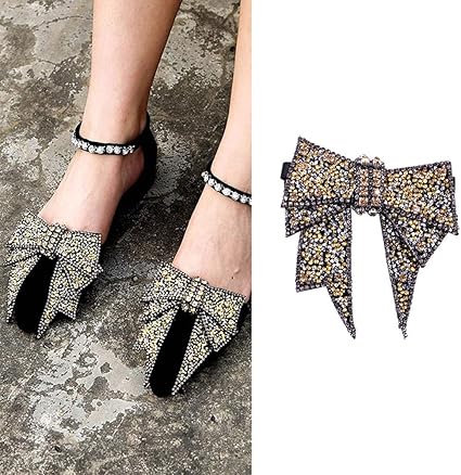 Amazon Co Jp Suoirblss 2個 Diy ハンドメイド ラインストーン 蜂 靴 ストラップ バンド 靴 フラワー アクセサリー シューズ デコレーション チャーム フラット ハイヒール パンプス ホルダー シューズ デコレーション レディース リボンラインストーンスタイル 服